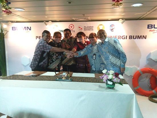 DAMRI Dukung Program...