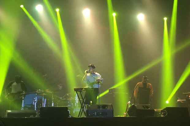 Petra Sihombing Perkenalkan...