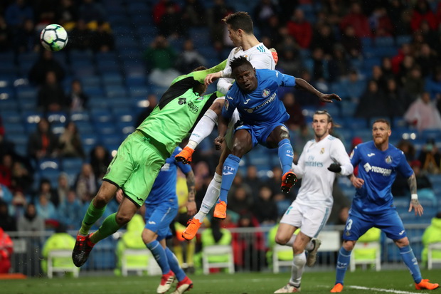 Ronaldo dan Bale Bawa...