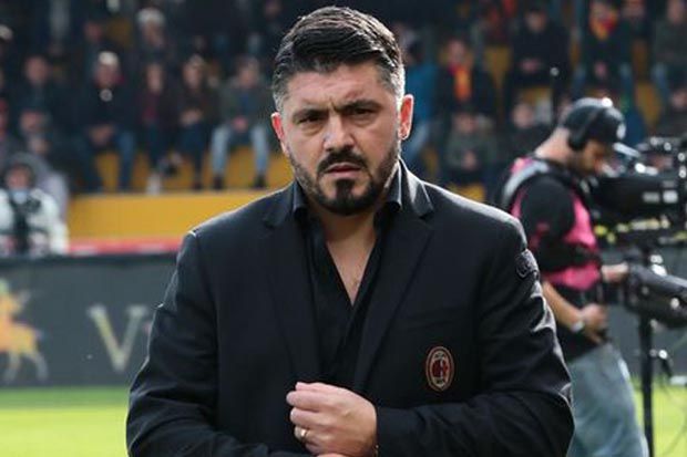 Derby Milan Tertunda,...