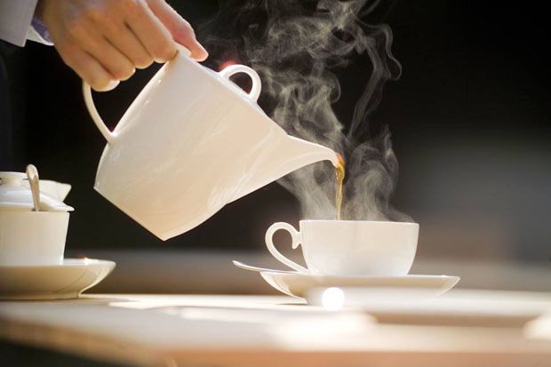 Minum Teh Panas Tingkatkan...
