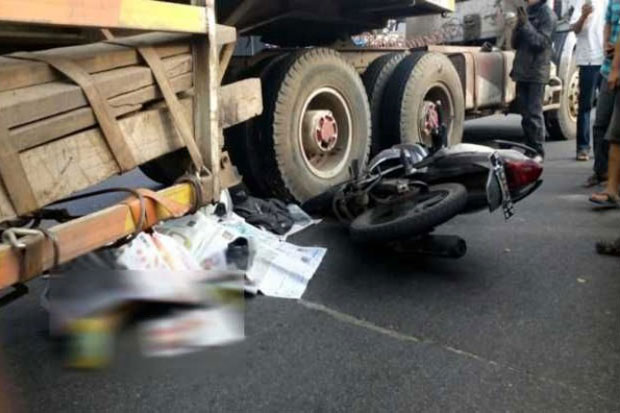 Gagal Menyalip, Pelajar...