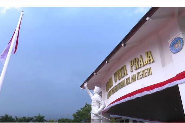 Patung Bung Karno Akan...