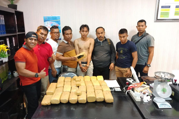 BNN DKI Buru Pemilik...