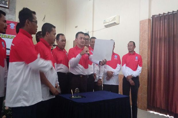 Polres Cimahi Deklarasi...