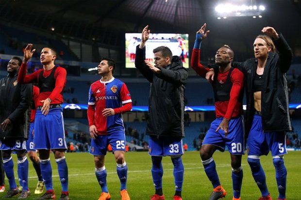 Pelatih Basel Senang...