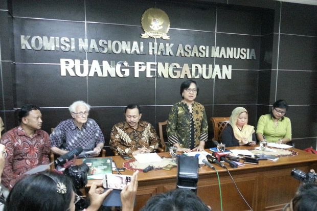 Komnas HAM Bentuk Tim...