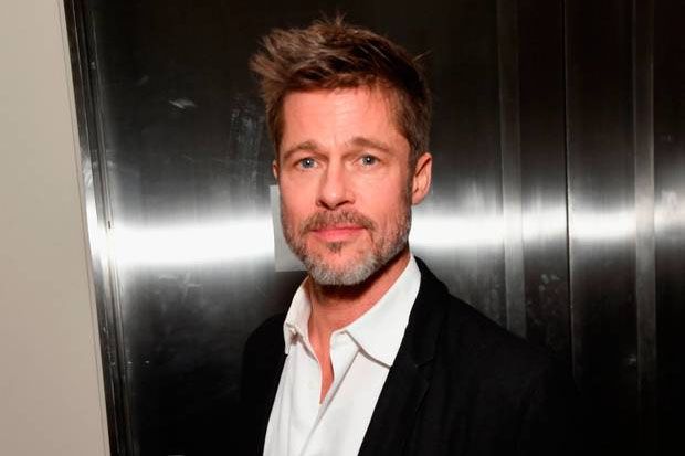Brad Pitt Sudah Move...