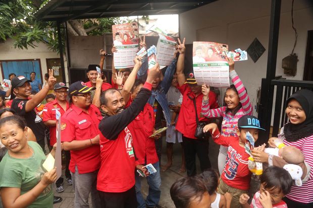 Kampanyekan Gus Ipul-Puti,...
