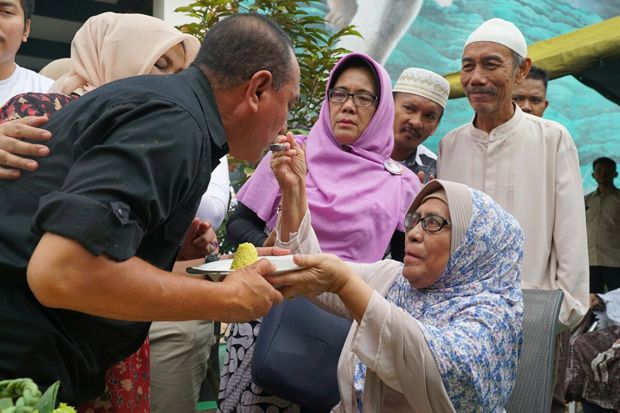 Hari Ulang Tahun, Edy...