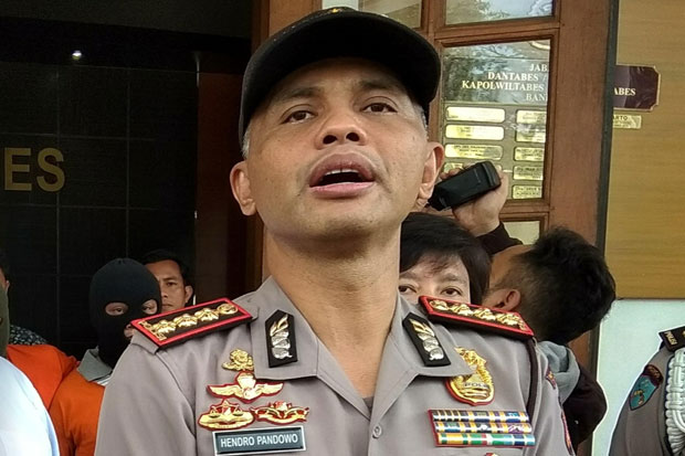 Pulang Kuliah, Putra...