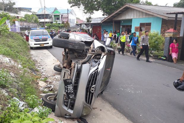 Usai Jemput Anak Sekolah,...