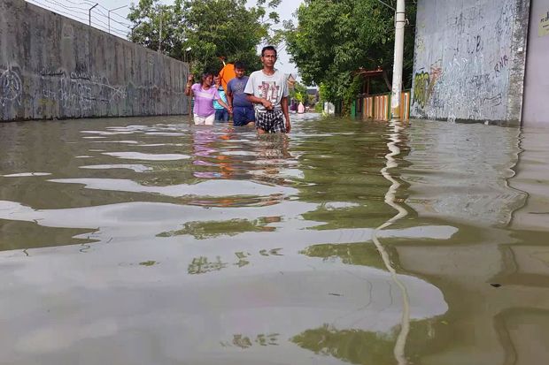 Banjir Rendam Lima Kecamatan...