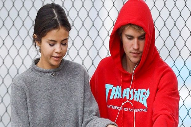 Jaga Jarak, Justin Bieber-Selena...