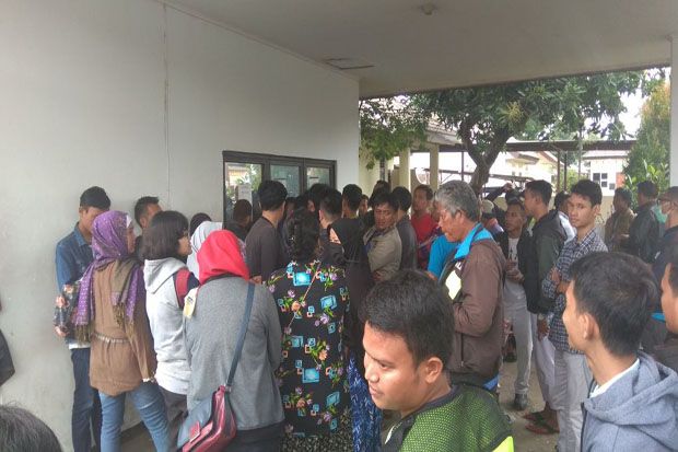 Kejari Karawang Kewalahan...