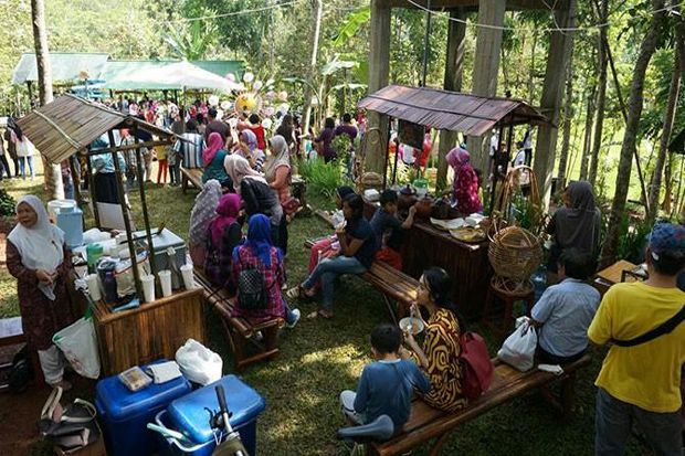 Pasar Karetan Jadi Contoh...