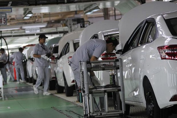 Menanti Babak Baru Industri...