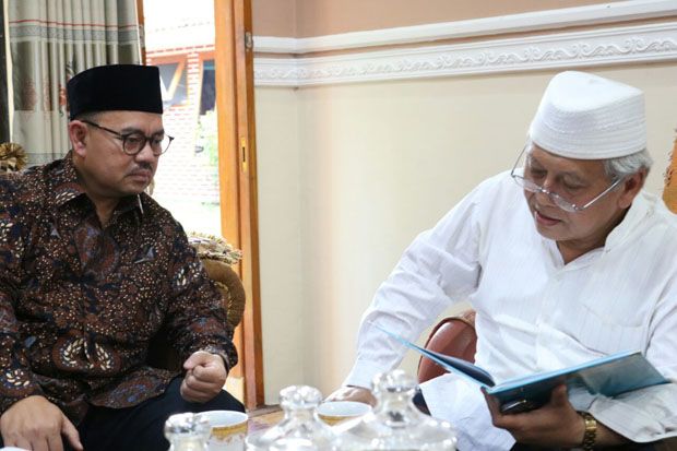 Pesan Kiai Sepuh Minta...