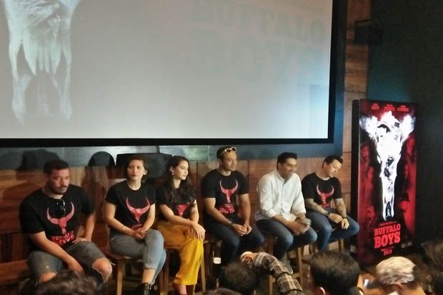 Film Buffalo Boys Angkat...