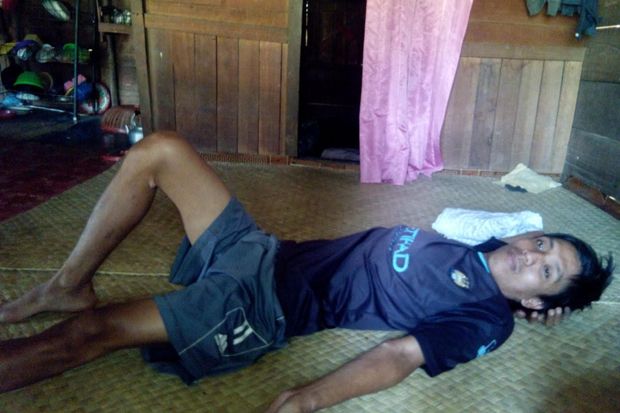Kisah Sedih Juli, Pemuda...