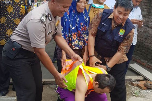 17 Tahun Dipasung Ujang...