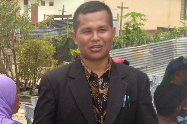 Menerobos Kebun Sawit...