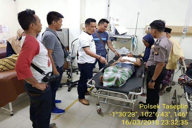 Pulang Jual Getah Karet,...