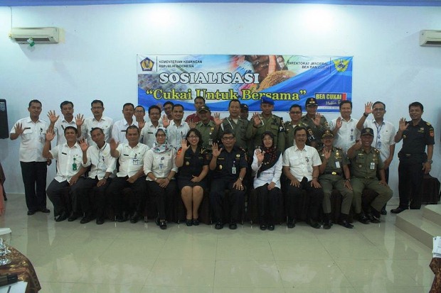 Bea Cukai Tegal Sosialisasikan...