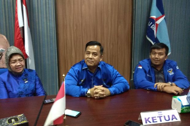JR Saragih Dicopot dari...