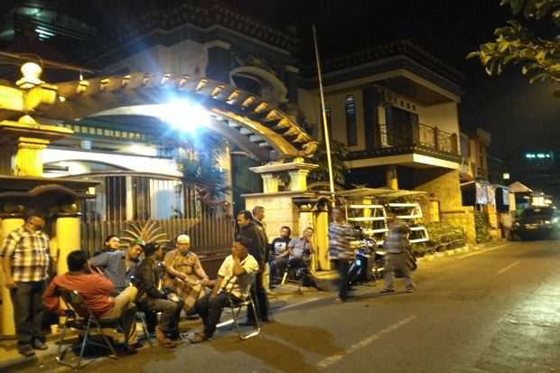Wali Kota dan 18 Dewan...