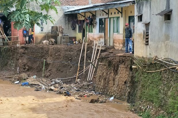 Antisipasi Banjir Susulan,...
