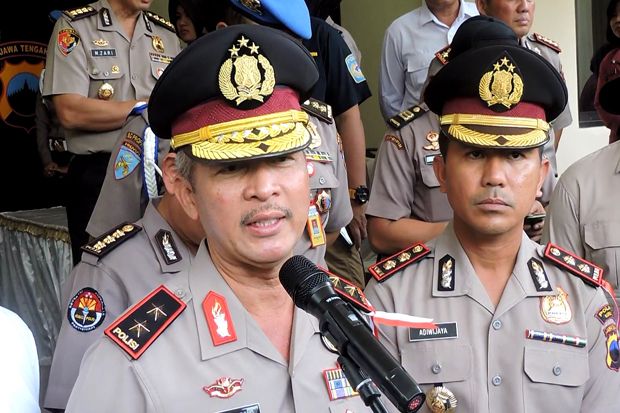 Polisi Telusuri Jaringan...