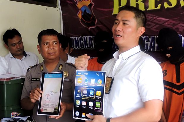 Polisi Buru 30 Pengemudi...