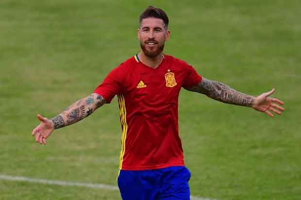 Ramos Bidik Rekor Casillas...