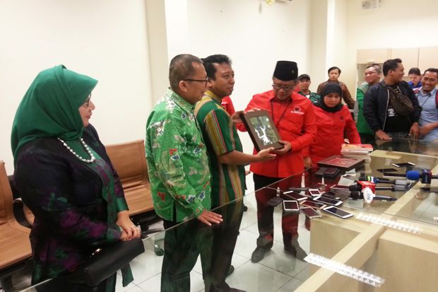 PPP-PDIP Bertemu Solidkan...