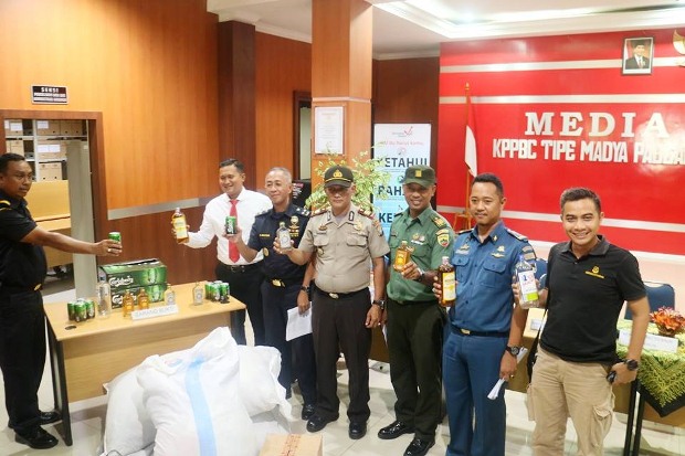 Bea Cukai Karimun Amankan...