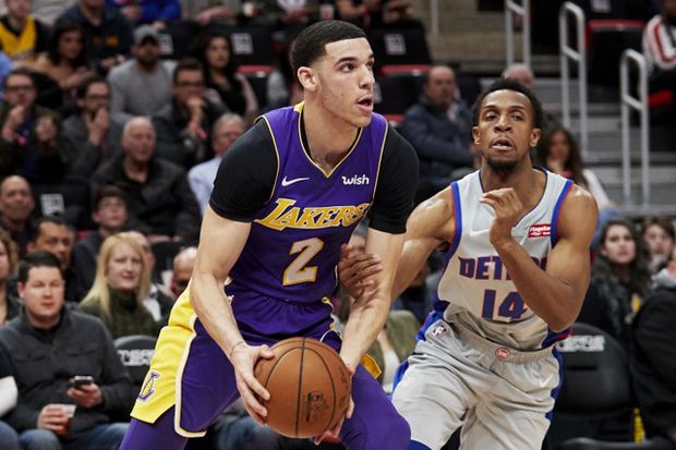 Los Angeles Lakers Takluk...