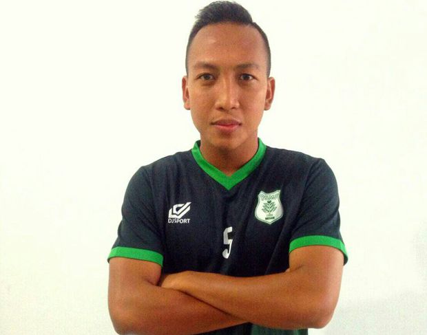 Perkuat Lini Belakang,...