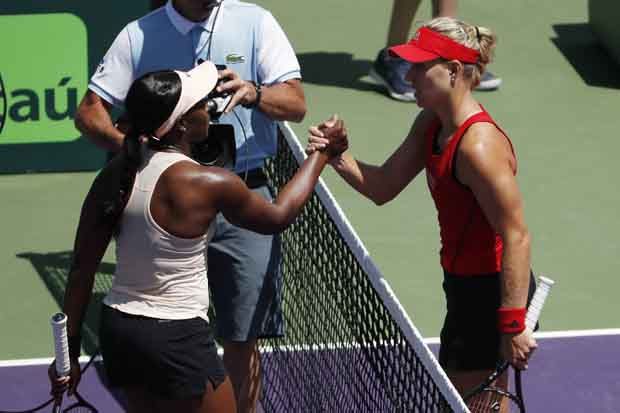 Singkirkan Kerber, Sloane...