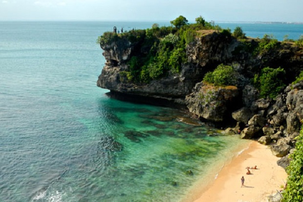 Nyang-nyang, Pantai...