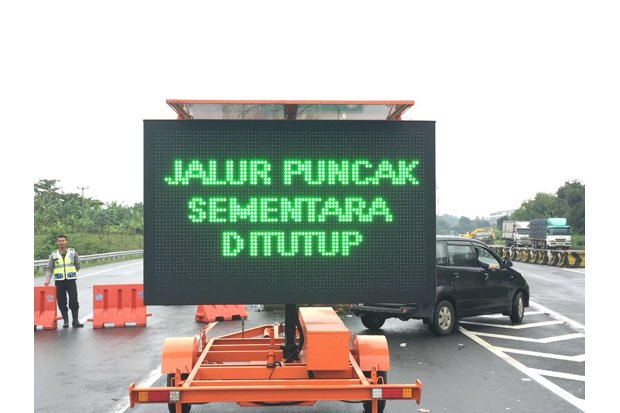 Longsor, Jalur Puncak...