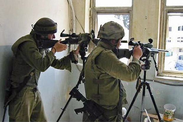 Israel Sebar 100 Penembak...