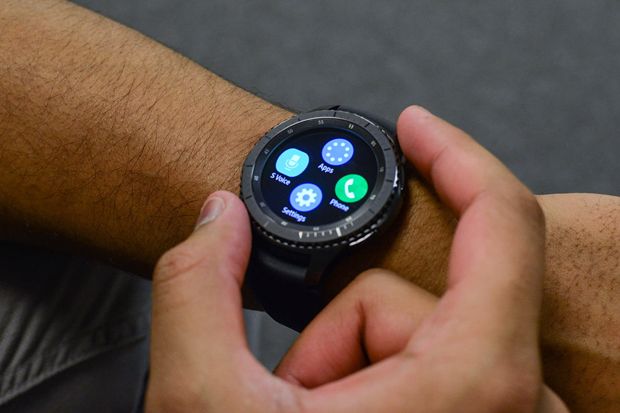 Samsung Gear S4 Akan...