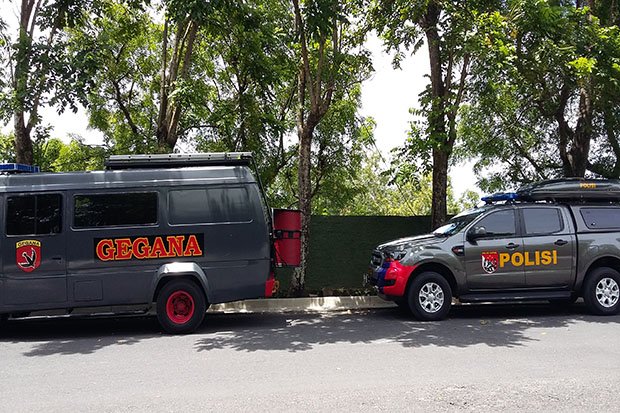 Perayaan Hari Paskah,...