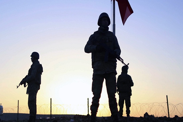 Tentara AS Tewas Terkena...