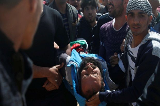 Tank Israel Bombardir...