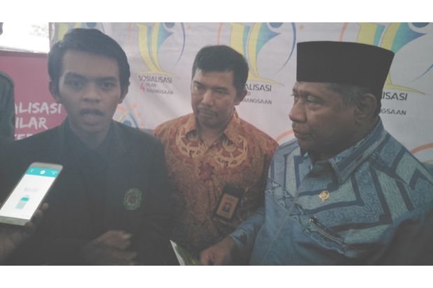 Di Hadapan Ketua Komisi...
