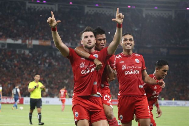 Gilas Arema, Persija...