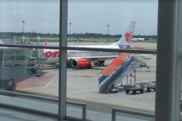 Sayap Lion Air Bersenggolan...