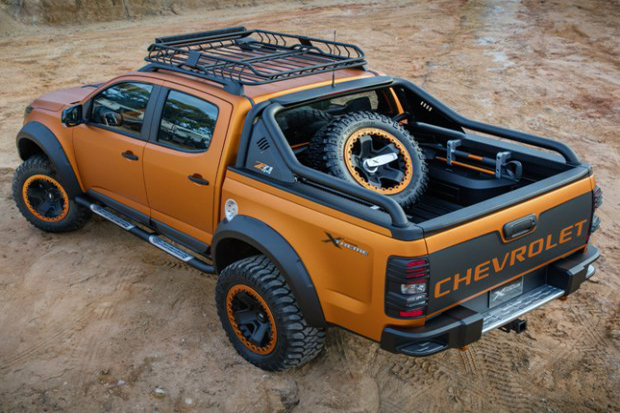 Chevrolet Colorado Orange...